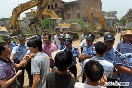 汕头东华村爆料新闻最新,揭秘背后真相与影响 第2张 汕头东华村爆料新闻最新,揭秘背后真相与影响 第2张